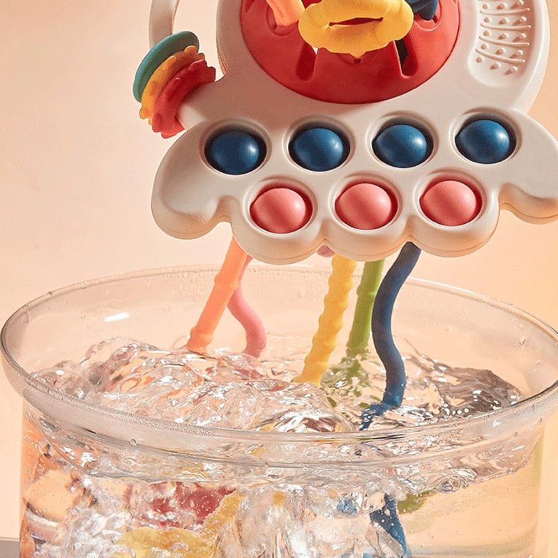 MotriToy™ | Jouet à tirer en silicone UFO Montessori pour bébé
