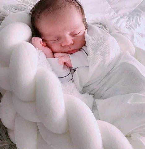 Tour de lit en coton tressé pour bébé ComfortSafe™